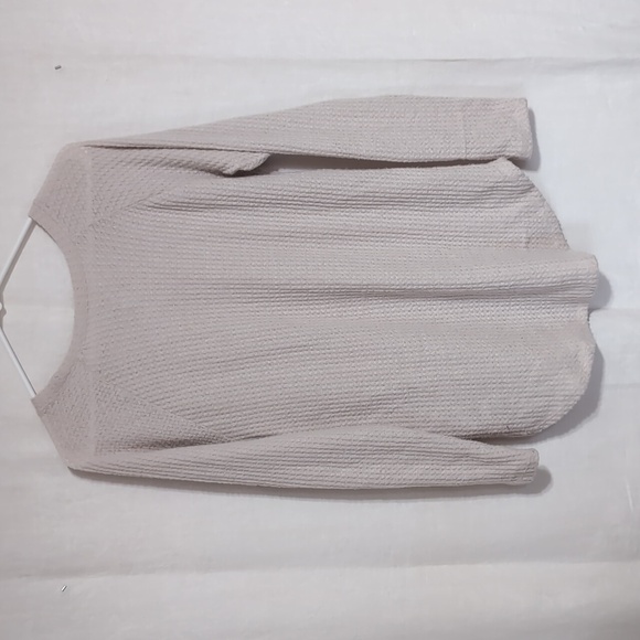 American Eagle Beige Soft and Sexy Plush Waffleknit Long Sleeve Top Size Small - Picture 4 of 4